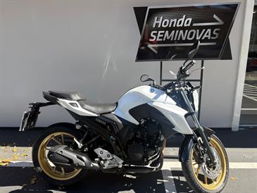 FZ25 FAZER