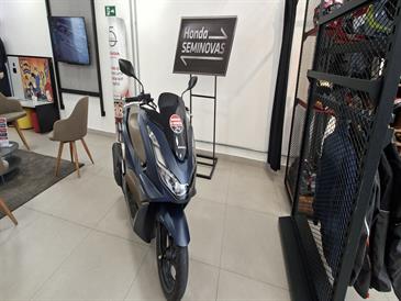 PCX 160 DLX ABS